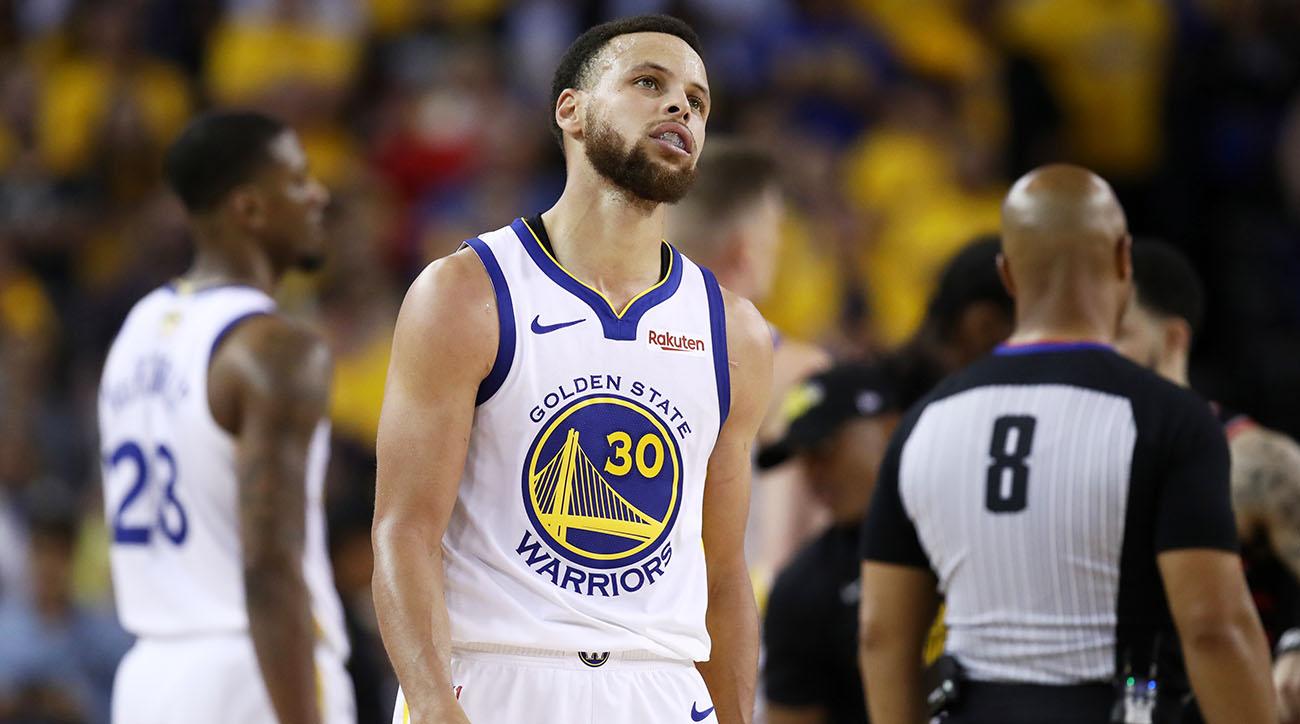 Mặc dù thua Raptors, Stephen Curry vẫn kịp lập kỷ lục NBA ở Game 3